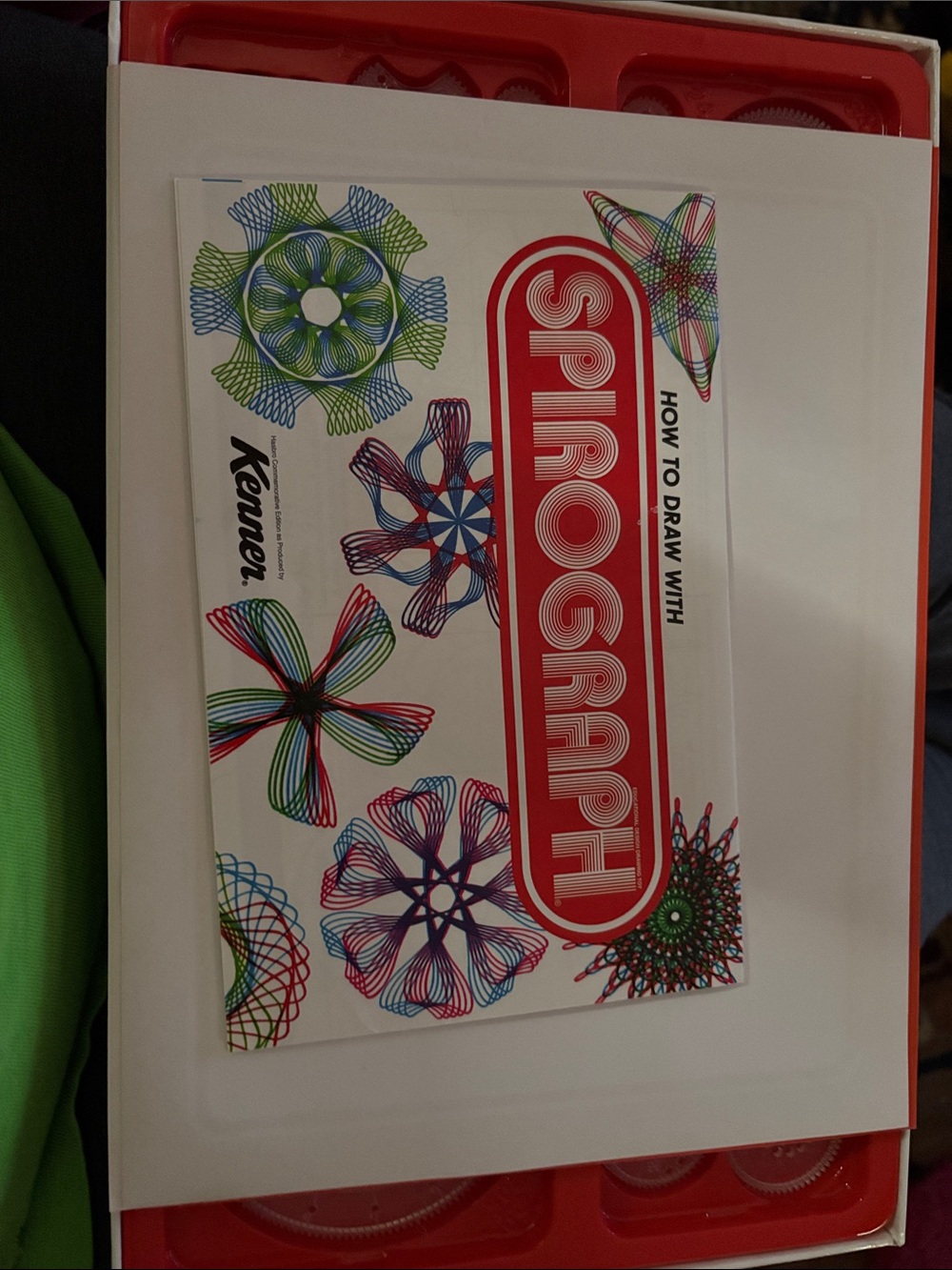 Spirograph Art Set - Multicolor Patterns - Picture 2 of 7